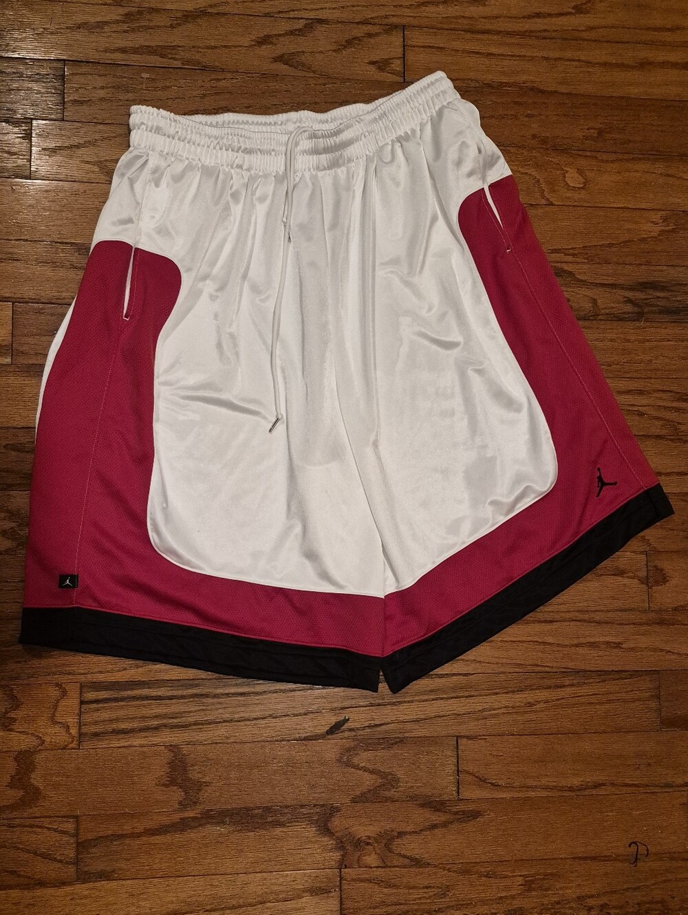 Jordan Men’s Sz 3XL  White & Red Athletic Basketball Shorts